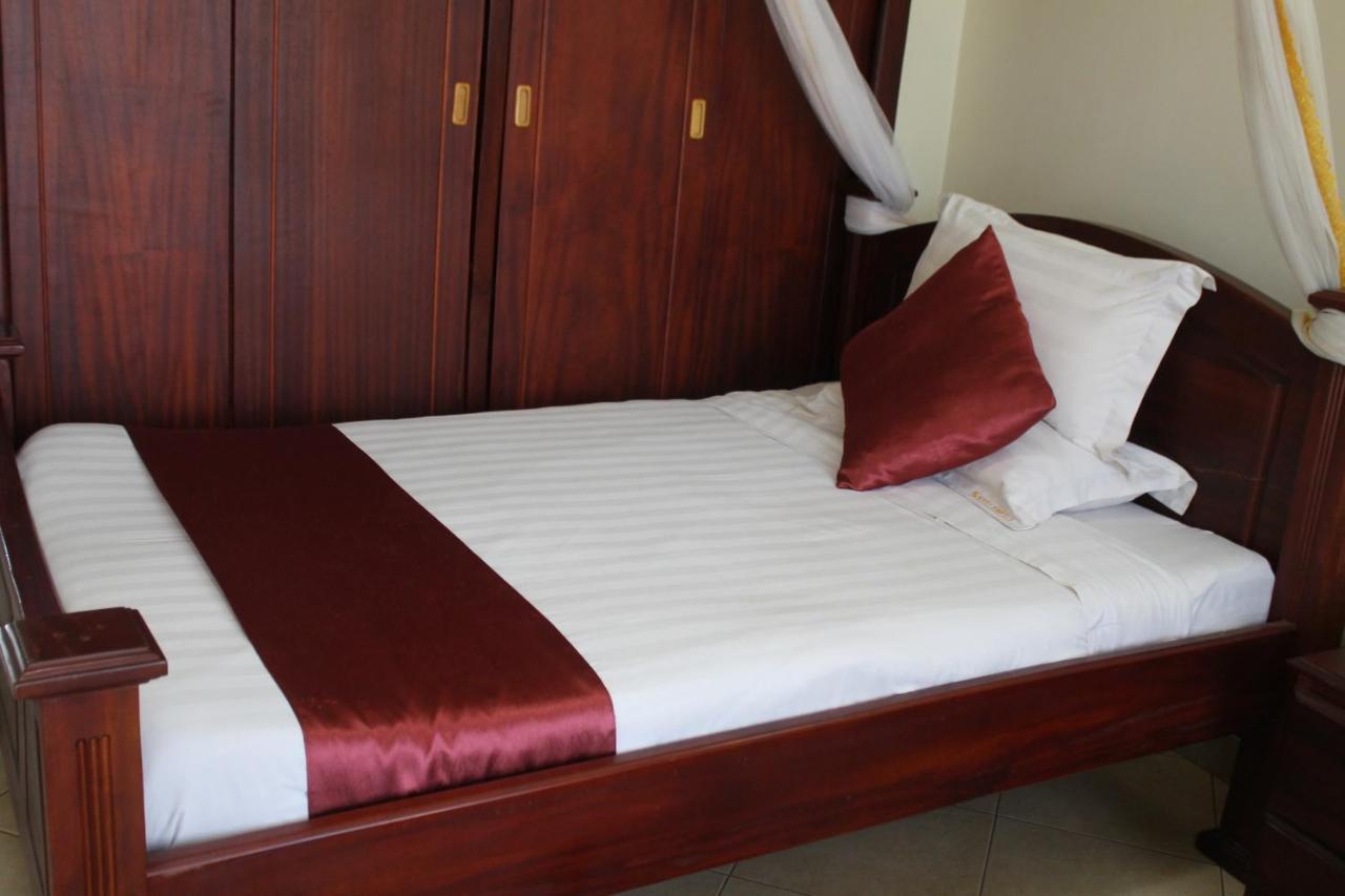 Ss Hotel Kampala Extérieur photo