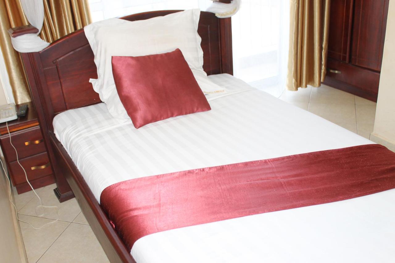 Ss Hotel Kampala Extérieur photo