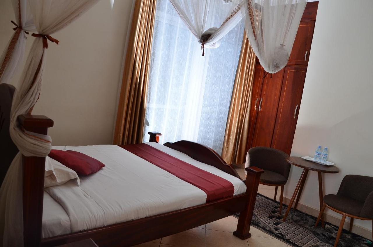 Ss Hotel Kampala Extérieur photo