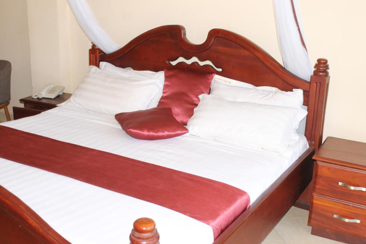 Ss Hotel Kampala Extérieur photo