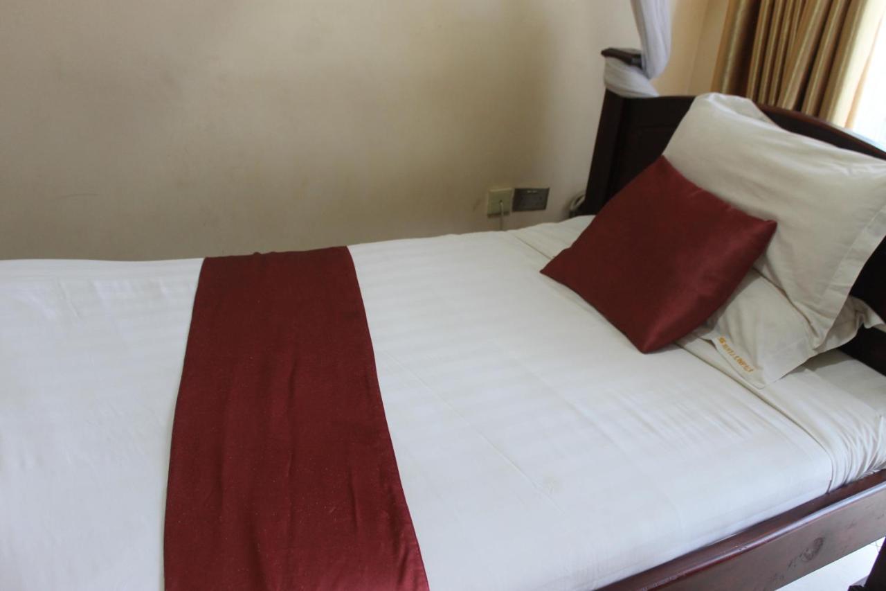 Ss Hotel Kampala Extérieur photo