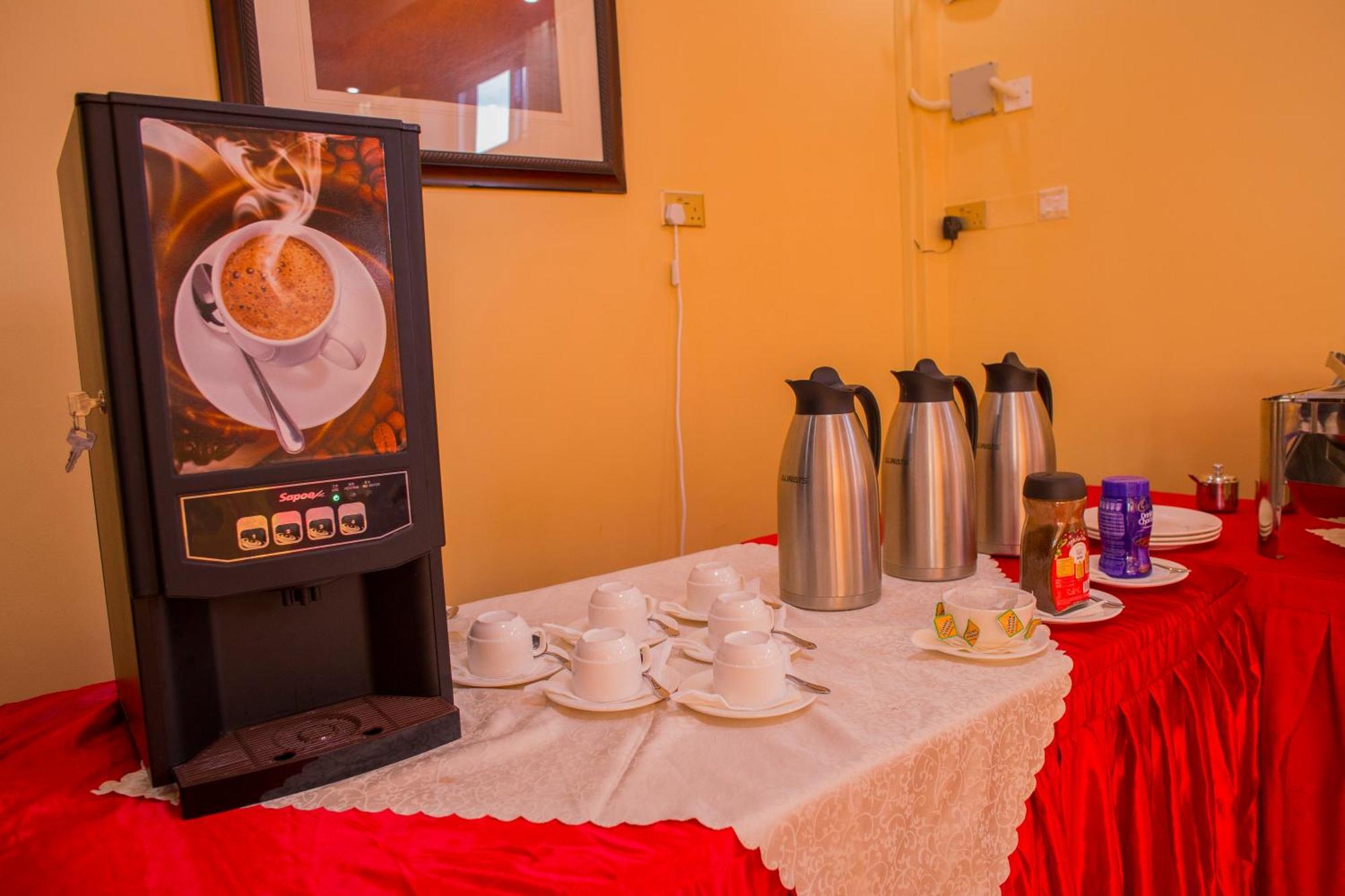 Ss Hotel Kampala Extérieur photo